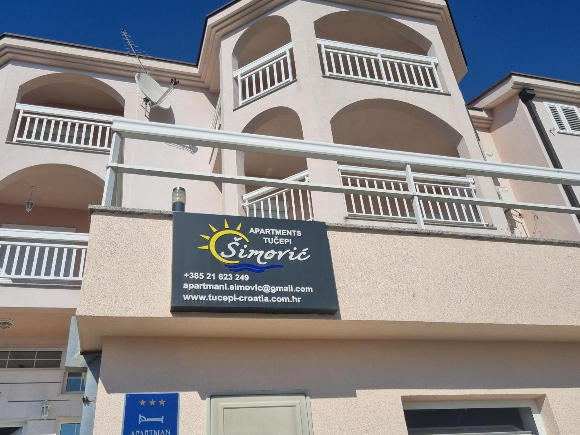 Apartments Simovic Тучепи Экстерьер фото